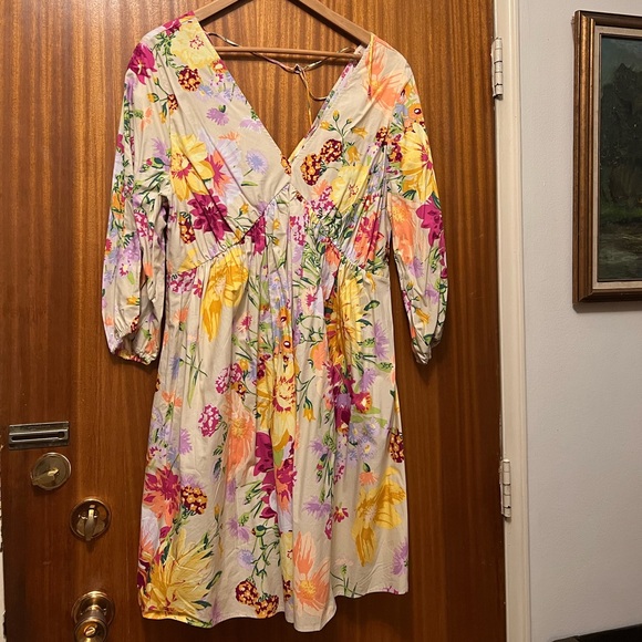 Nice floral dress - Picture 1 of 2